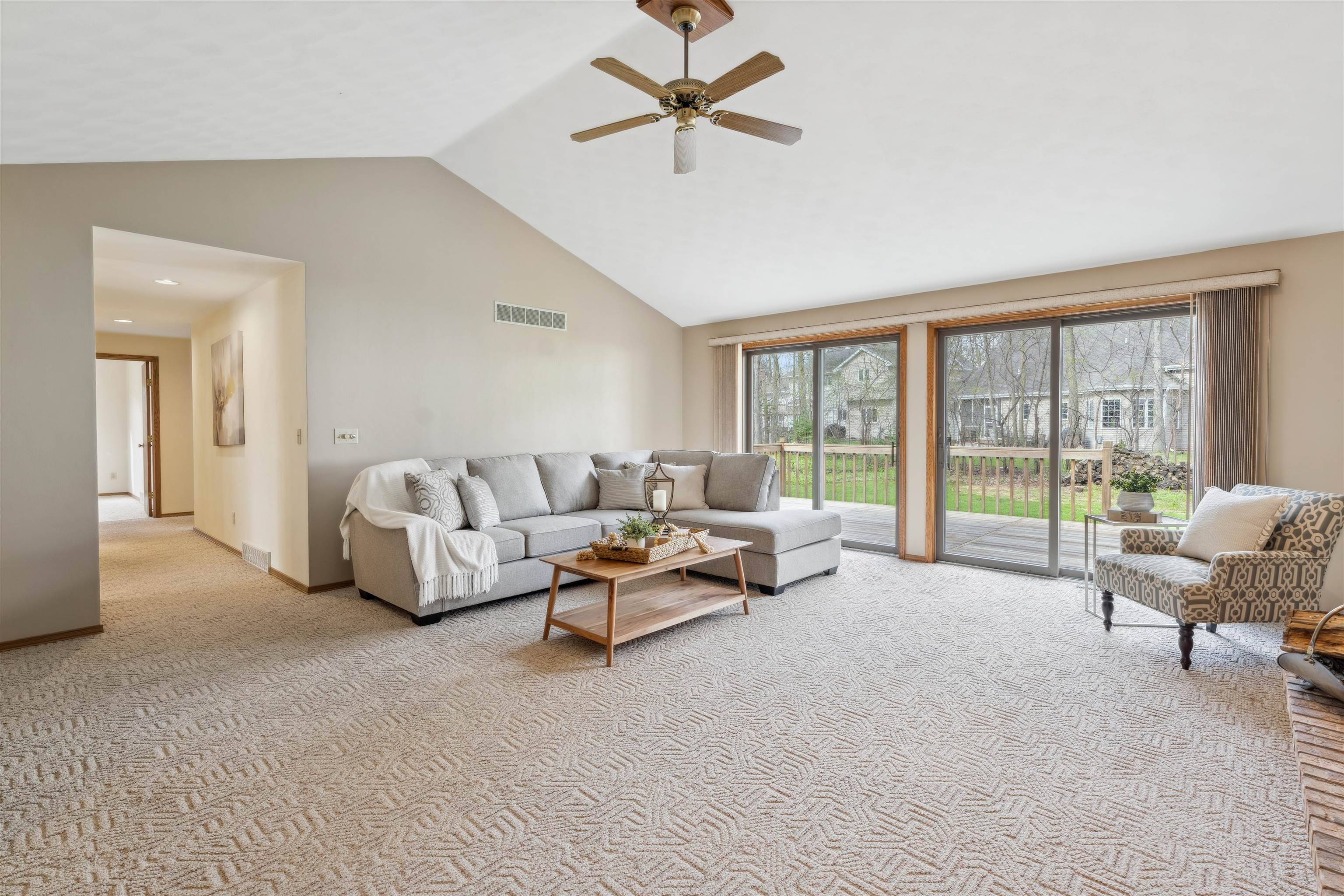 Appleton, WI 54915,41 OPPORTUNITY WAY