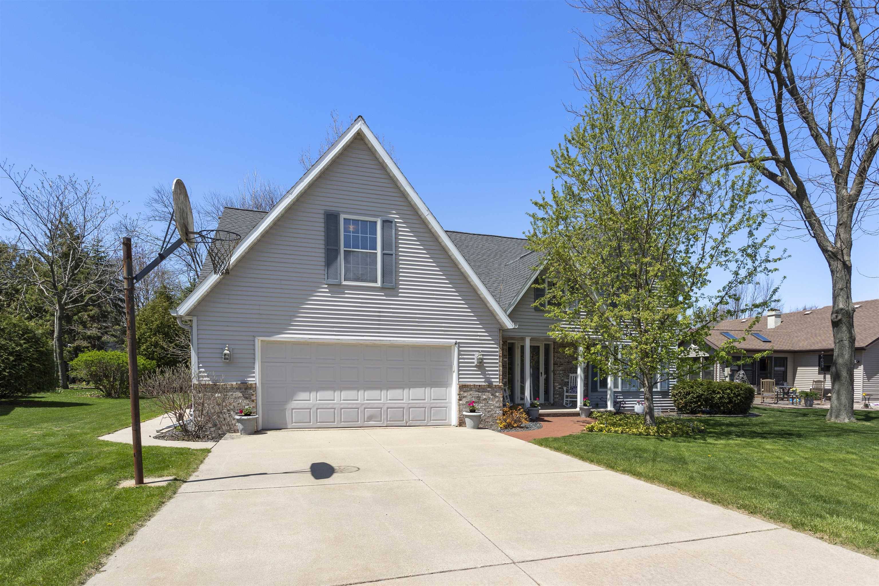 Appleton, WI 54915,37 PHEASANT CT