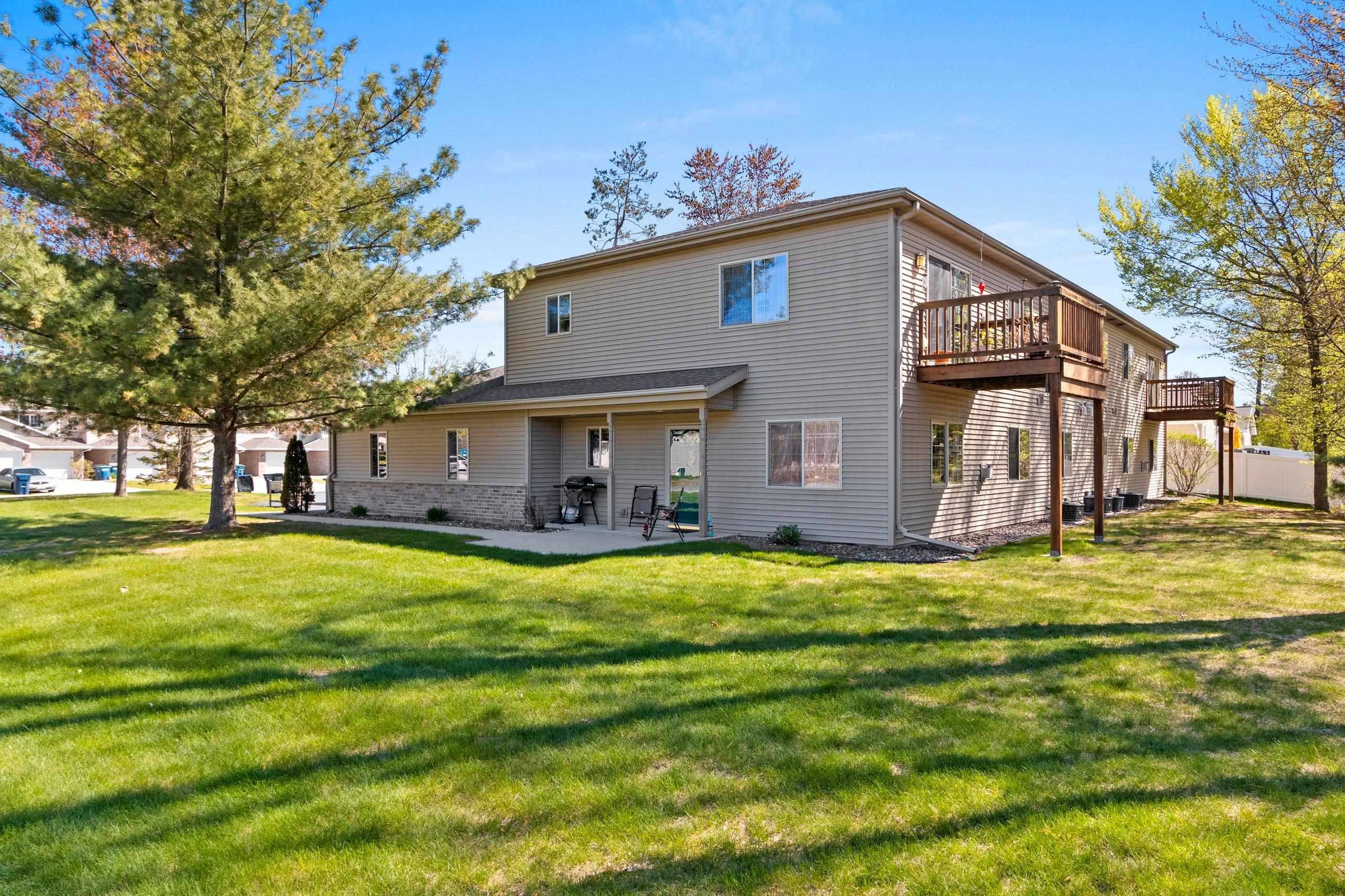 Suamico, WI 54173,1499 SNOW SHOE TRL #10