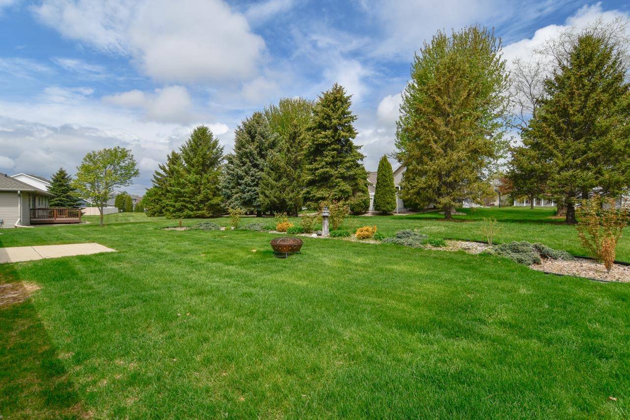 Green Bay, WI 54311,2761 BLUE SPRUCE DR