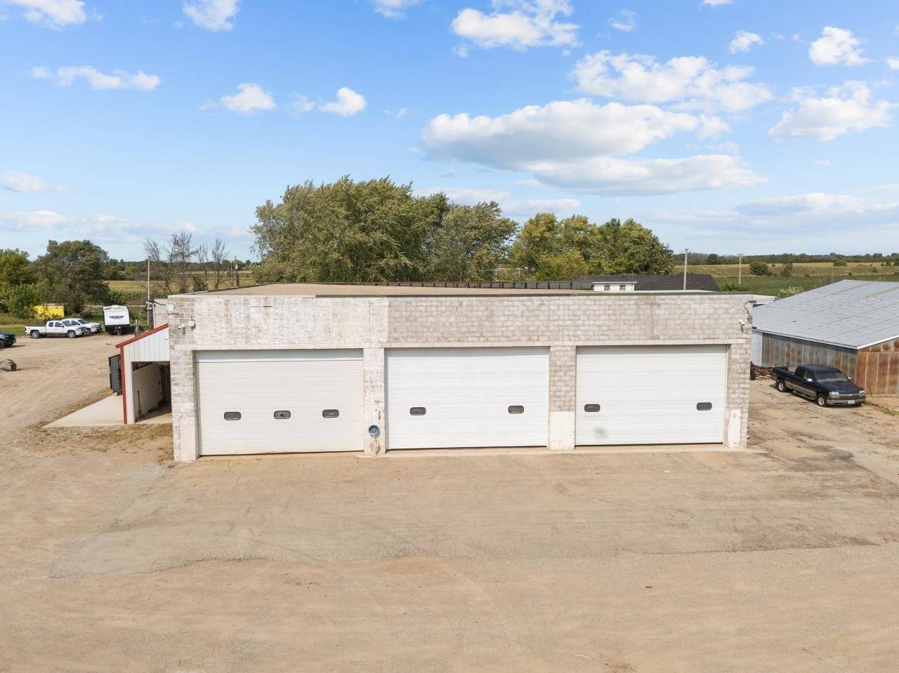Neenah, WI 54956-9055,8889 OAKWOOD AVE