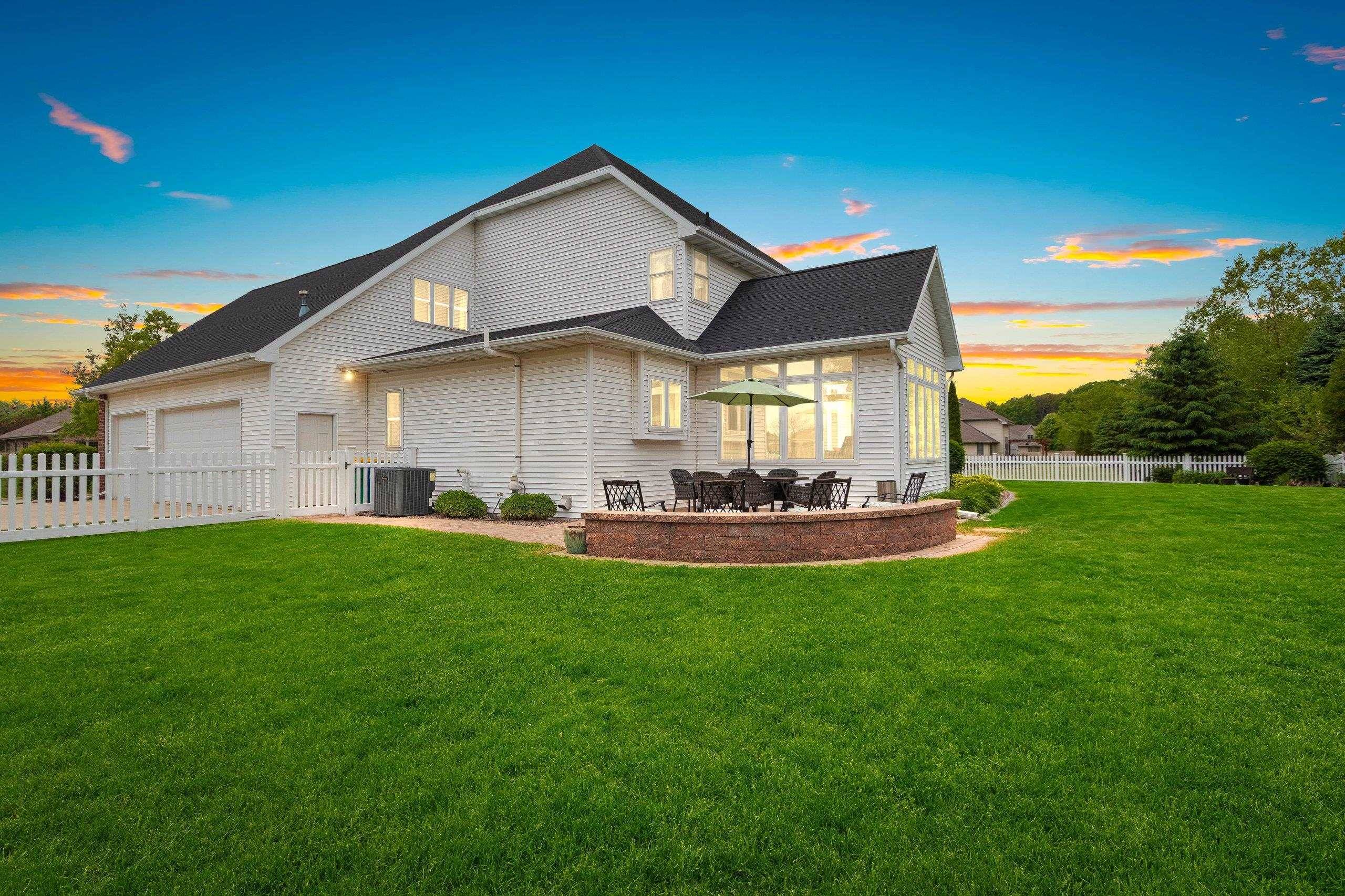 Green Bay, WI 54311-7690,3261 HIGHLAND VIEW LN