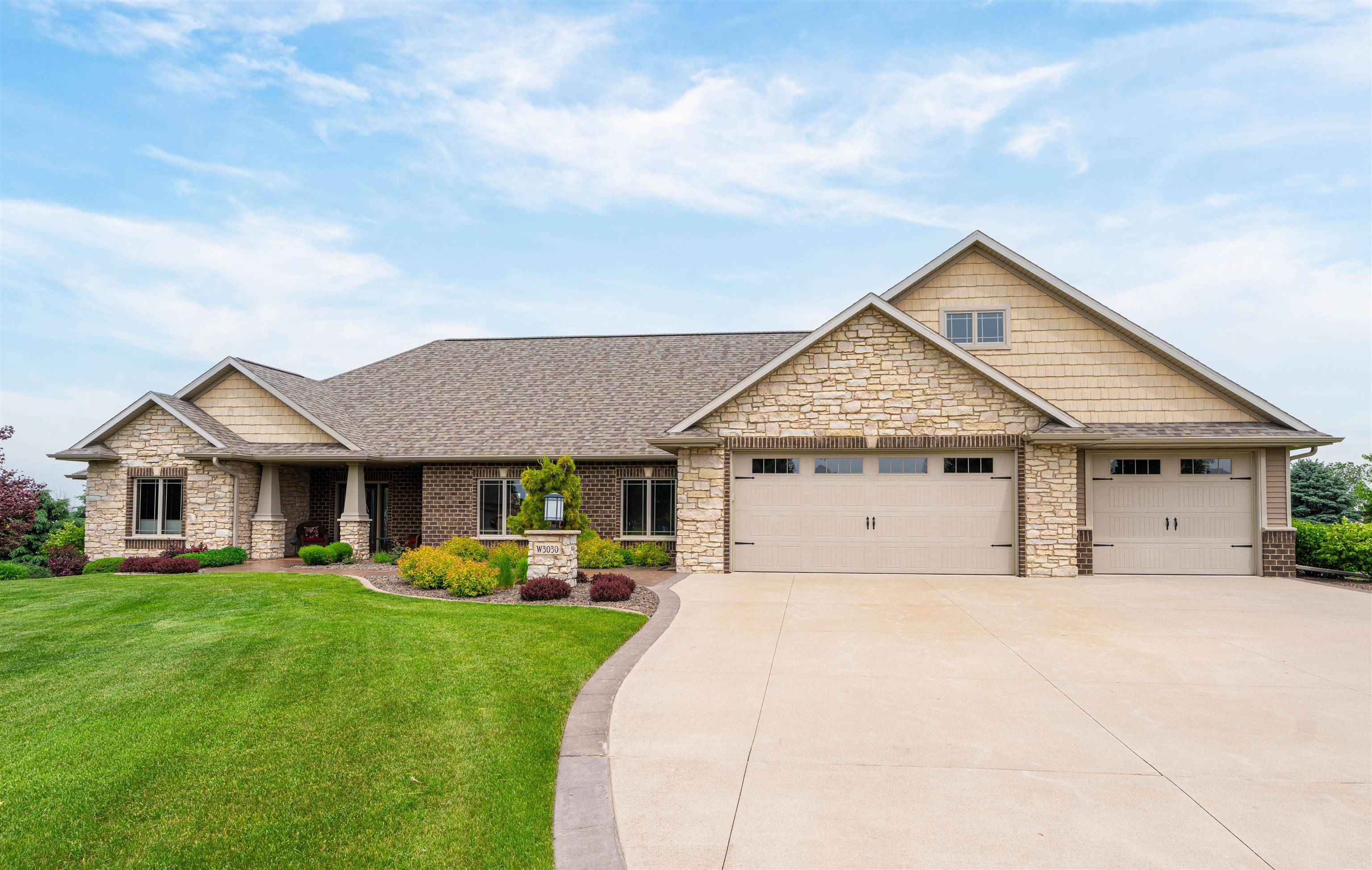 Freedom, WI 54130,W3030 SUNSHINE RD