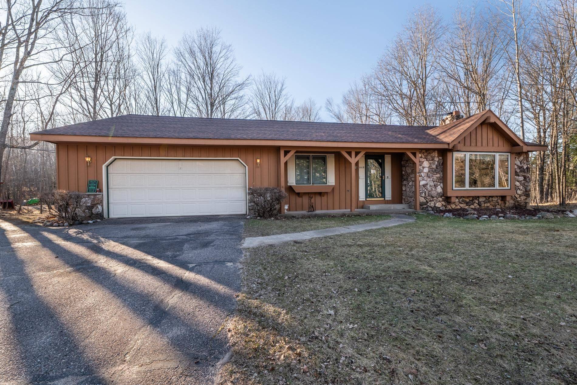 Crandon, WI 54520,8420 SOUTHVIEW DR