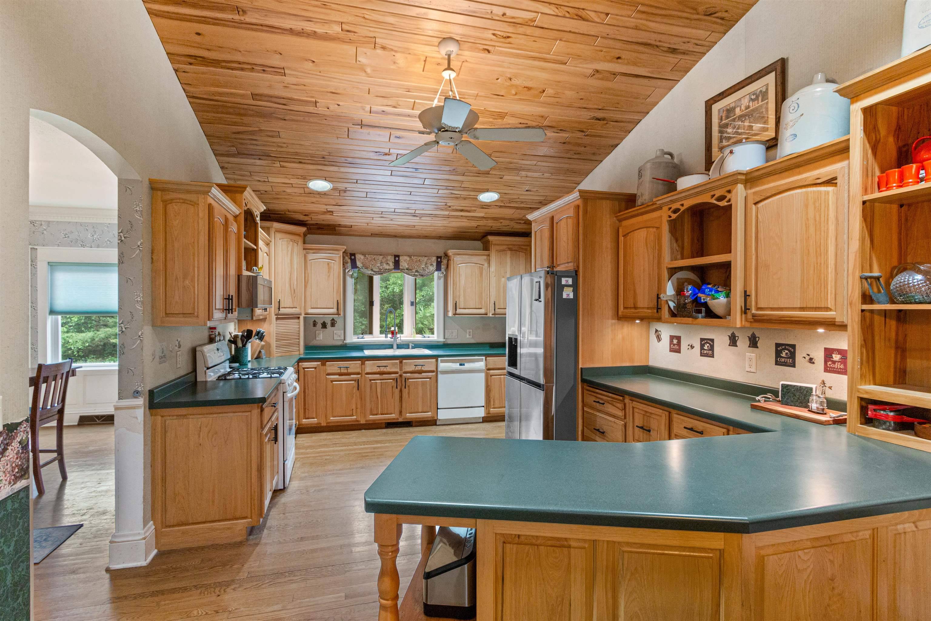 Redgranite, WI 54970-9590,704 SANDY PINES CT