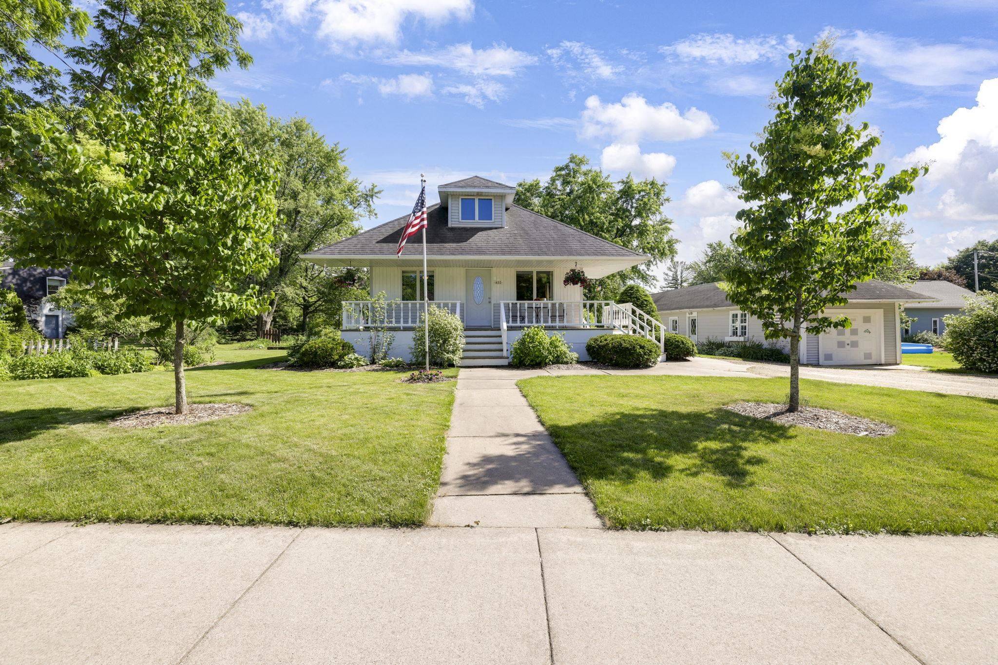 Fremont, WI 54940,453 WOLF RIVER DR