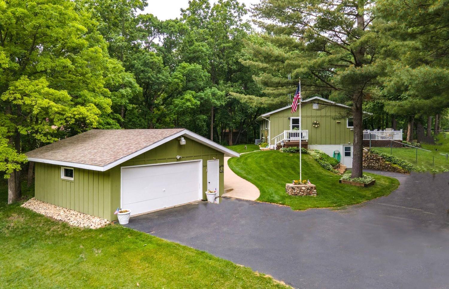 Wautoma, WI 54982,N2411 HILLSIDE ST