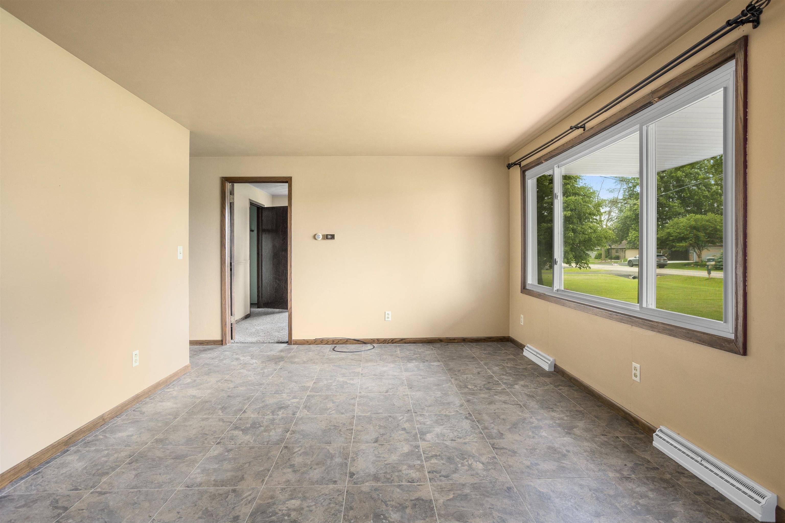 Appleton, WI 54915-9317,W5646 VANS RD