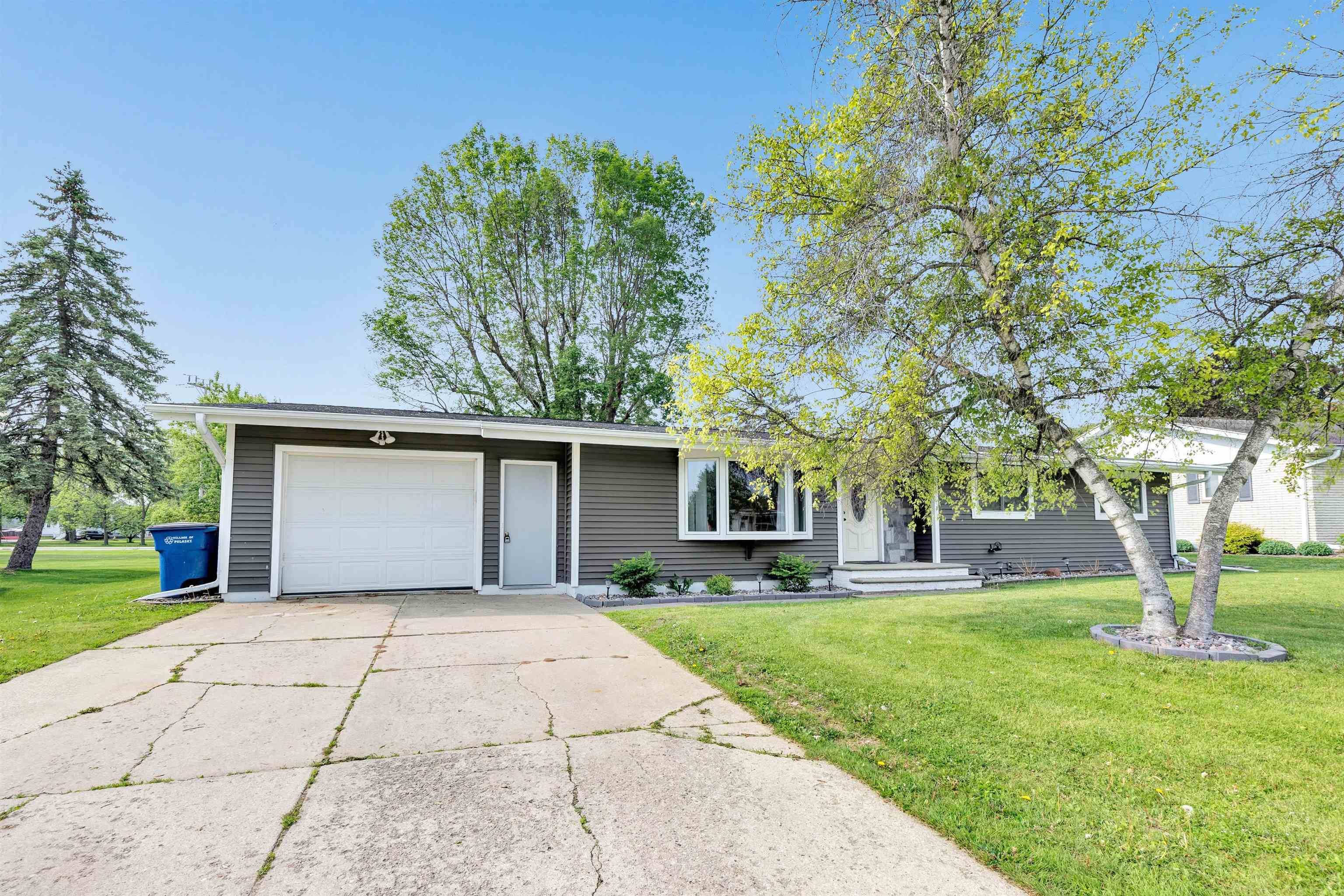 Pulaski, WI 54162-9203,448 PARK ST