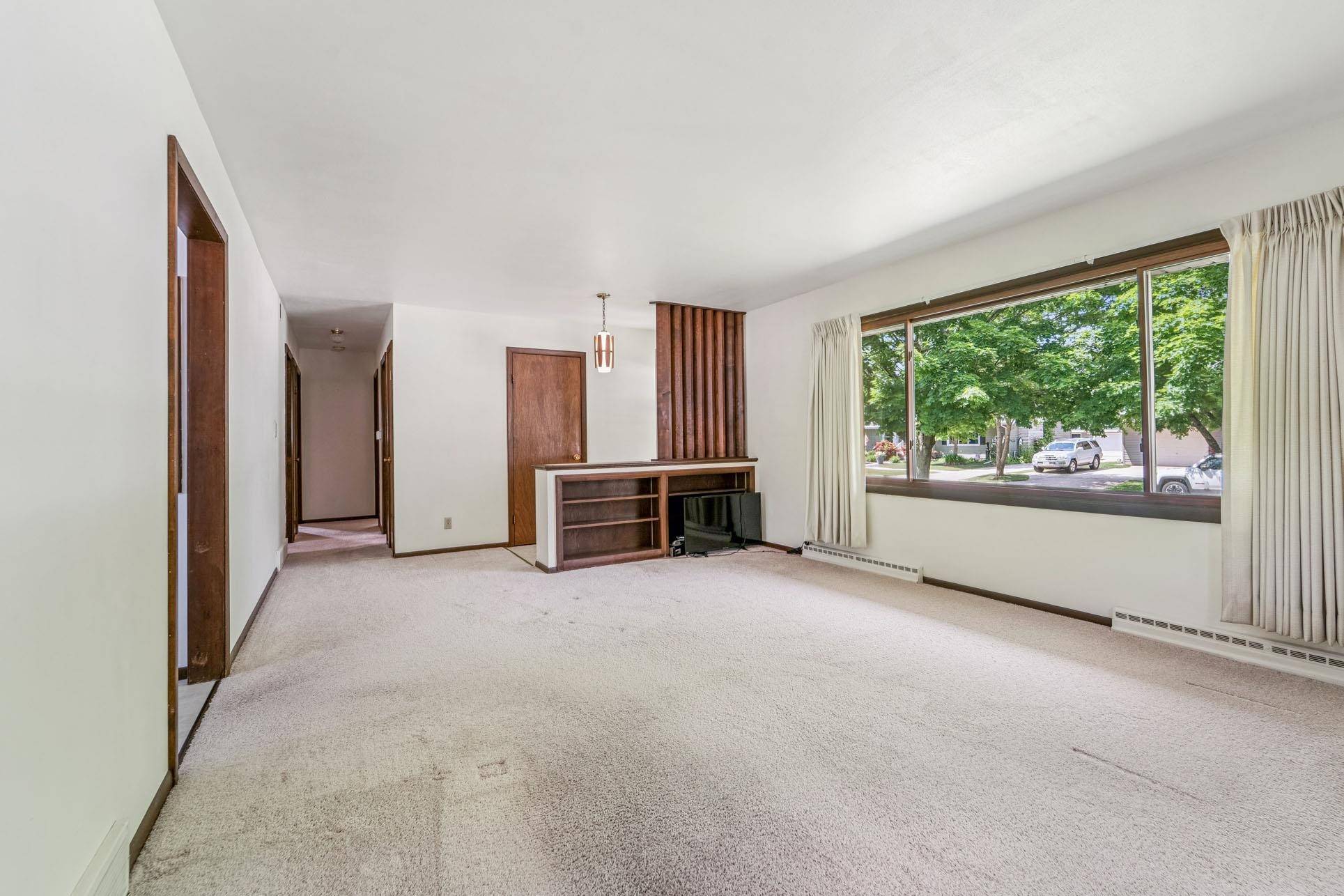 Fond Du Lac, WI 54935,73 N ST JOSEPHS LN