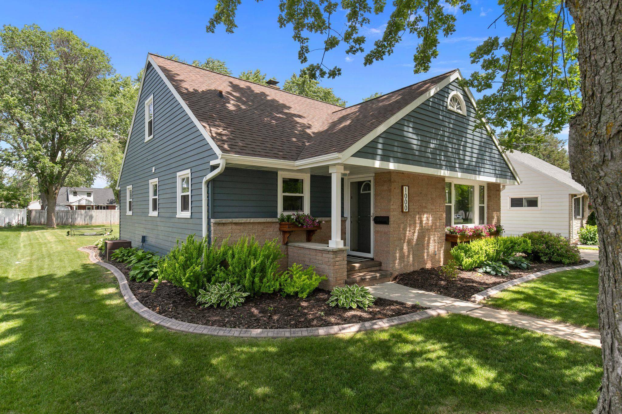 Little Chute, WI 54140,1000 POLK ST
