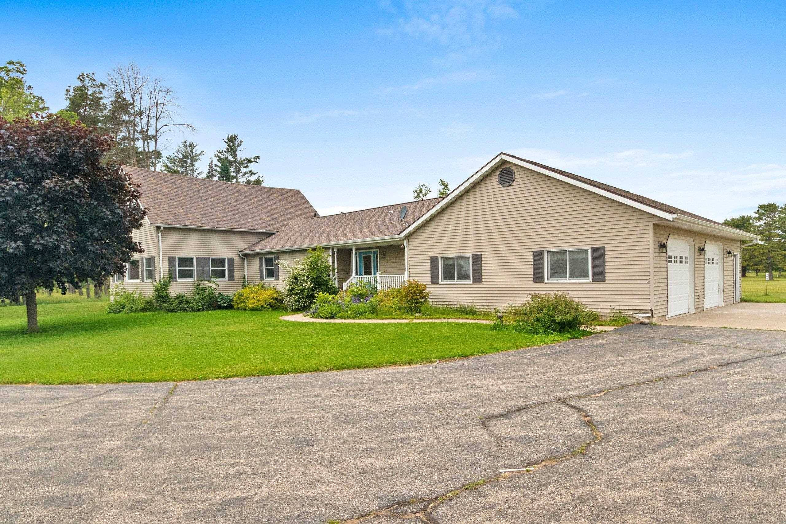 Menominee, MI 49858,N2289 STATE HIGHWAY M-35