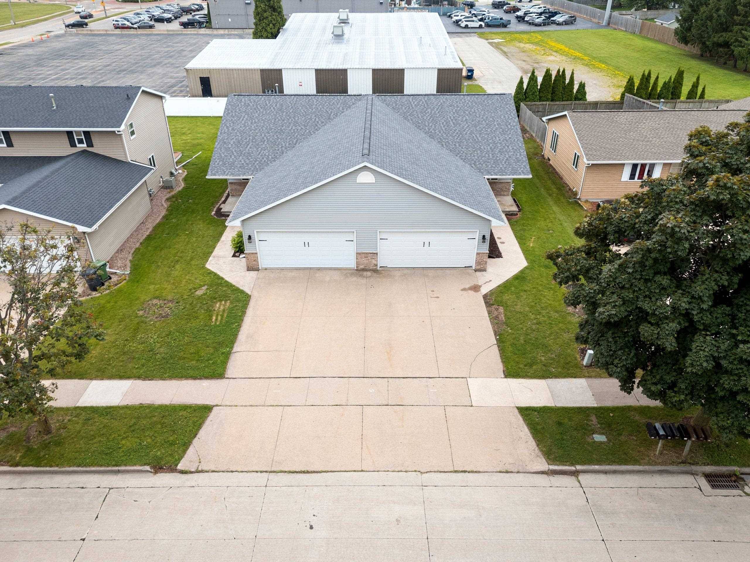 Kimberly, WI 54136,513 STONE GATE DR