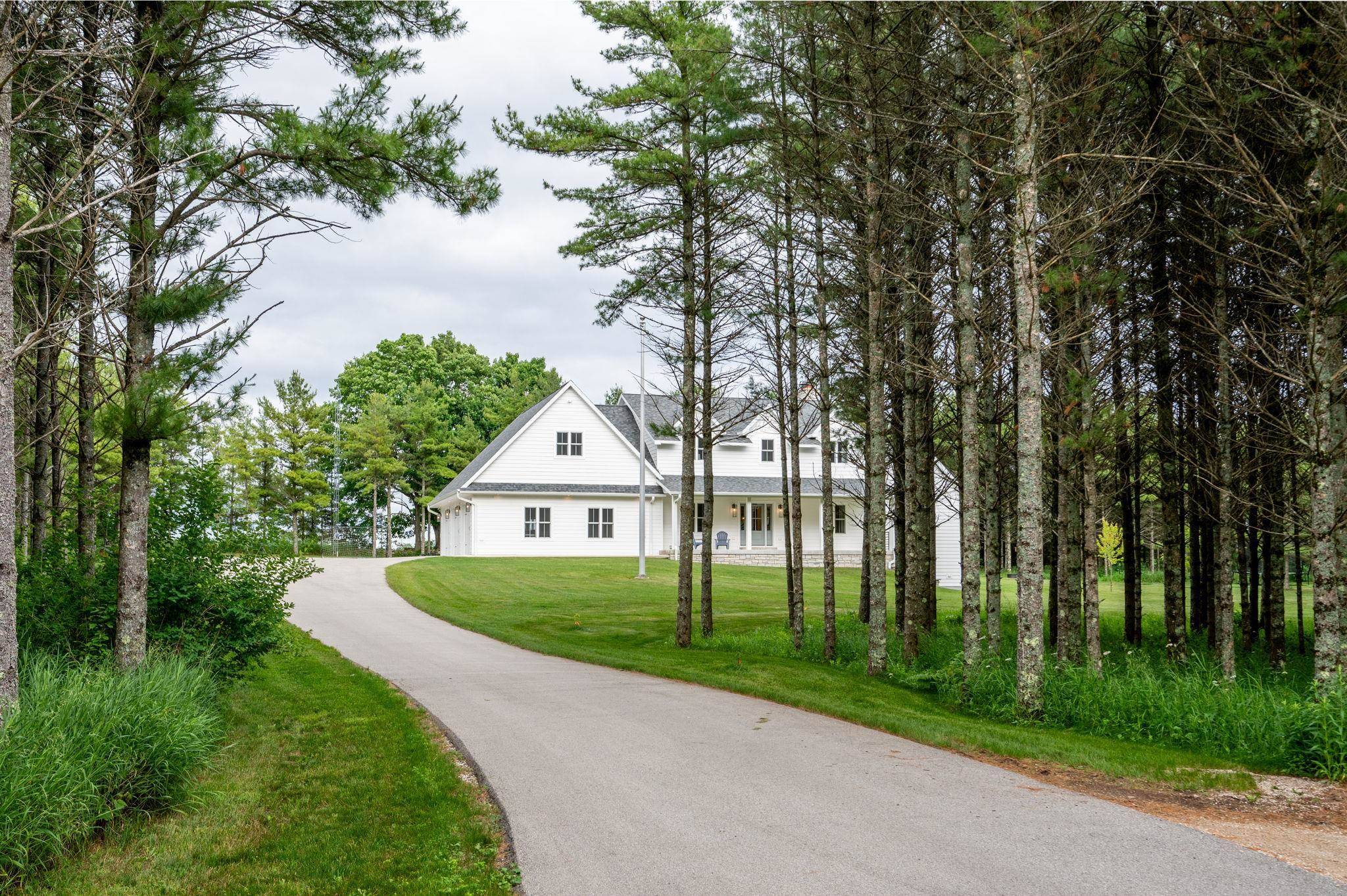 Sister Bay, WI 54234,10742 WHITE PINE LN