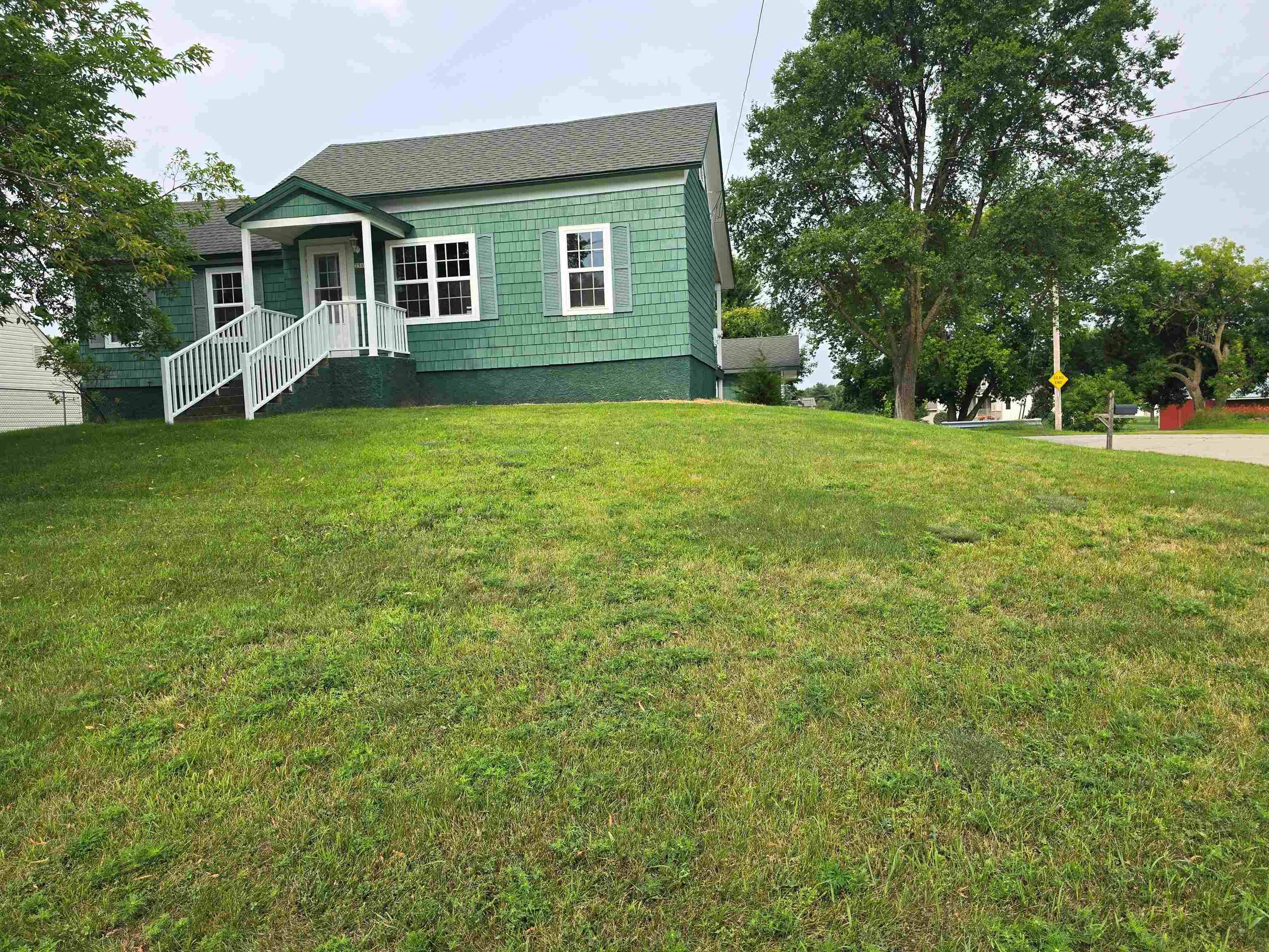 Menominee, MI 49858,2517 18TH ST