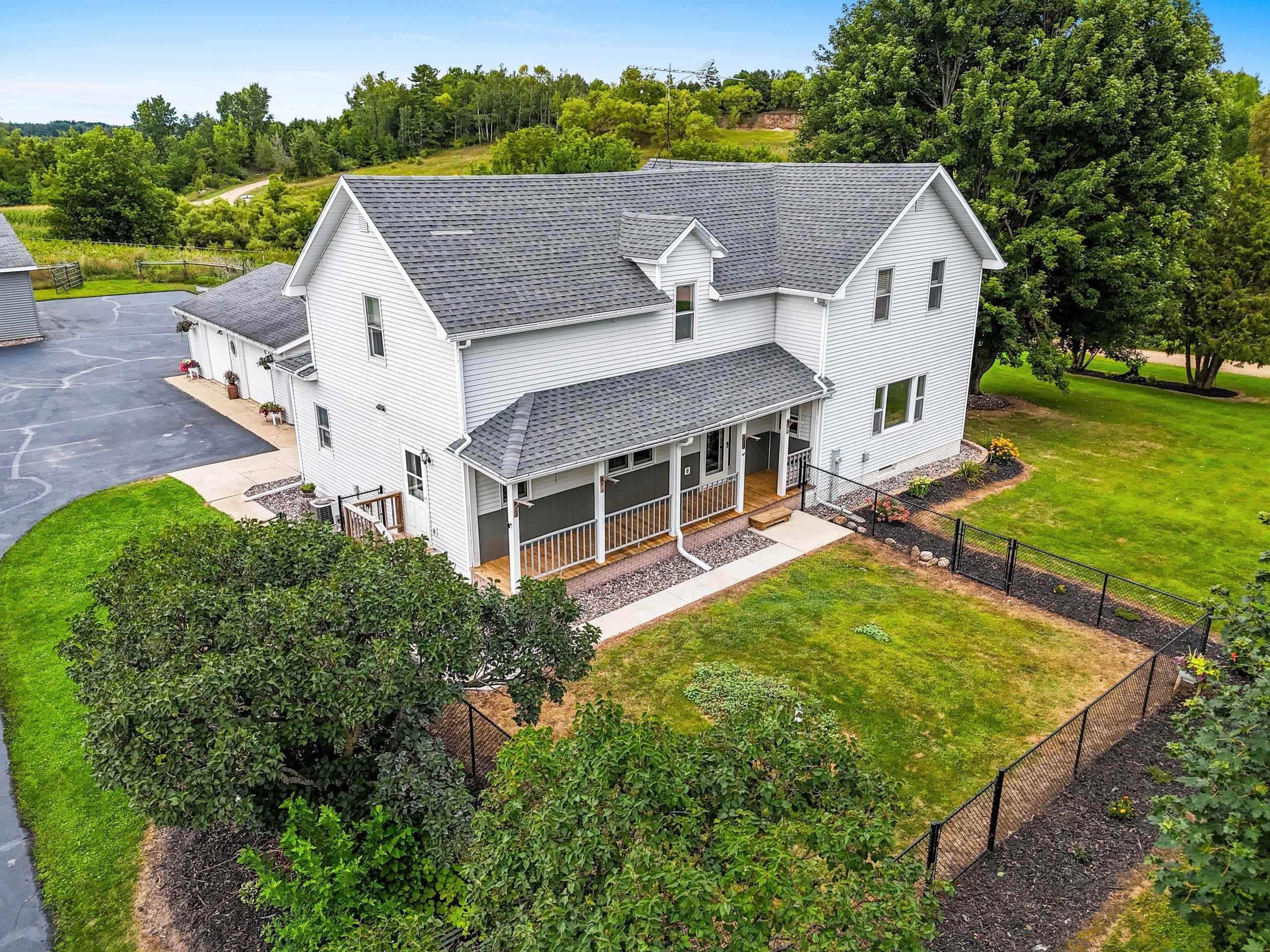 Cecil, WI 54111,W2526 OLD 22 RD