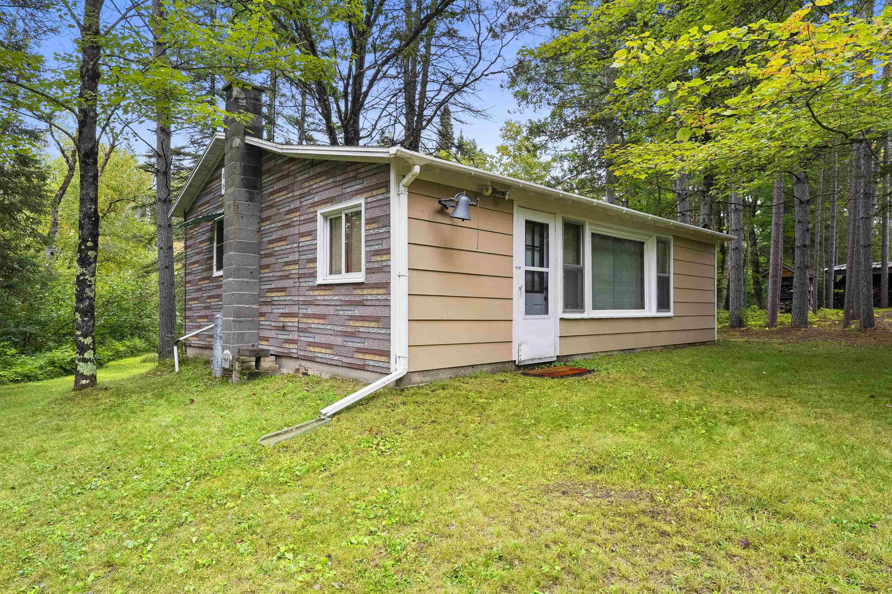 Crivitz, WI 54114,N9960 KAISER LN