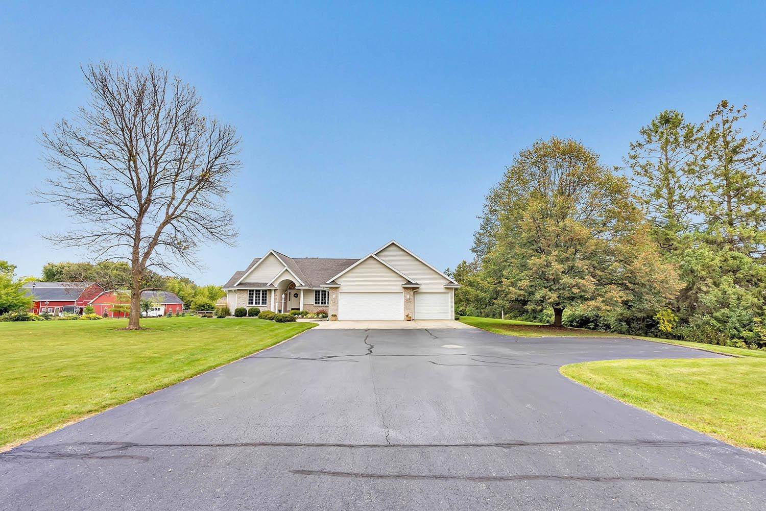 Seymour, WI 54165,W3142 HIGH ST