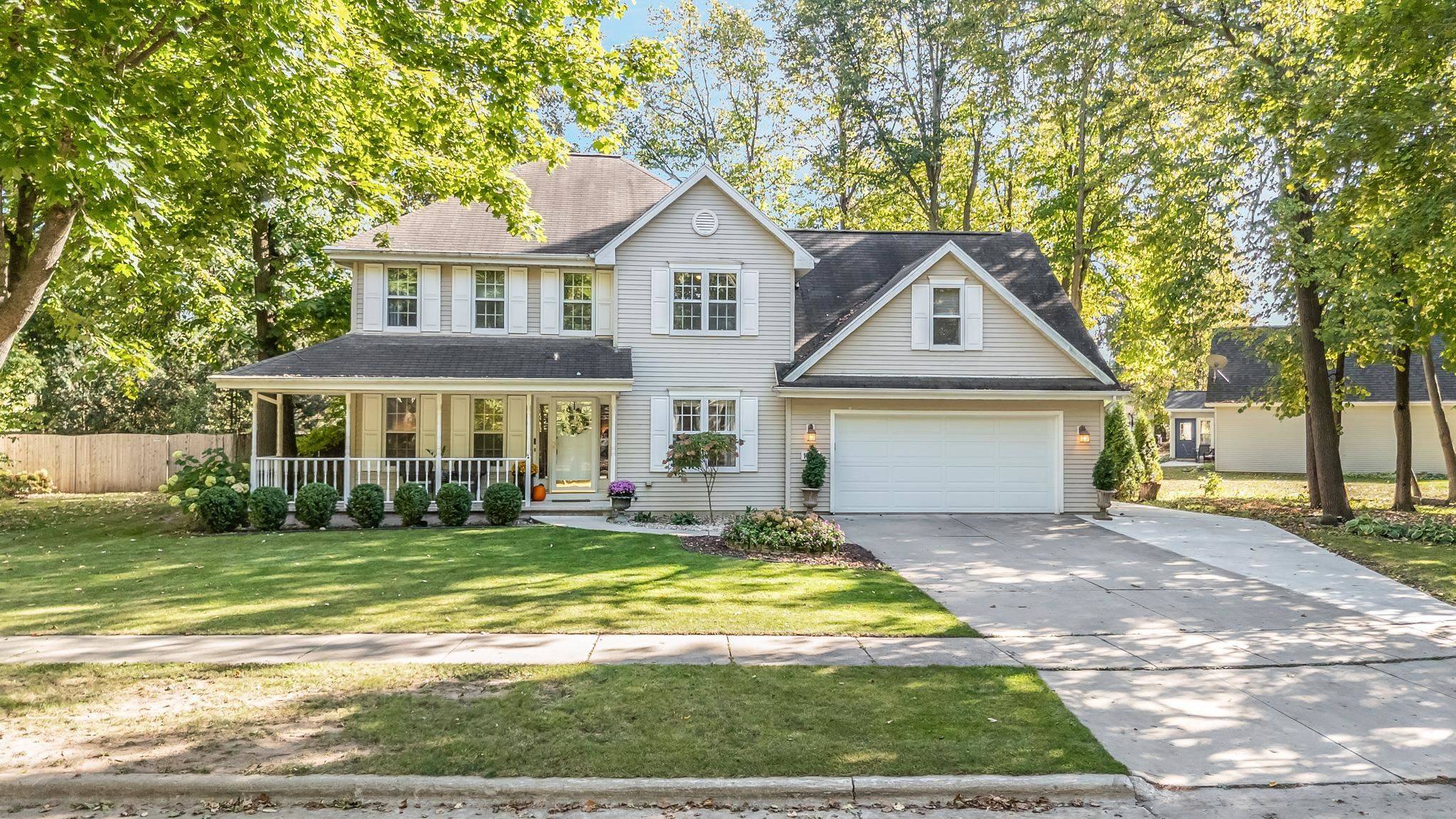 Oshkosh, WI 54904-8274,1564 VILLA PARK DR