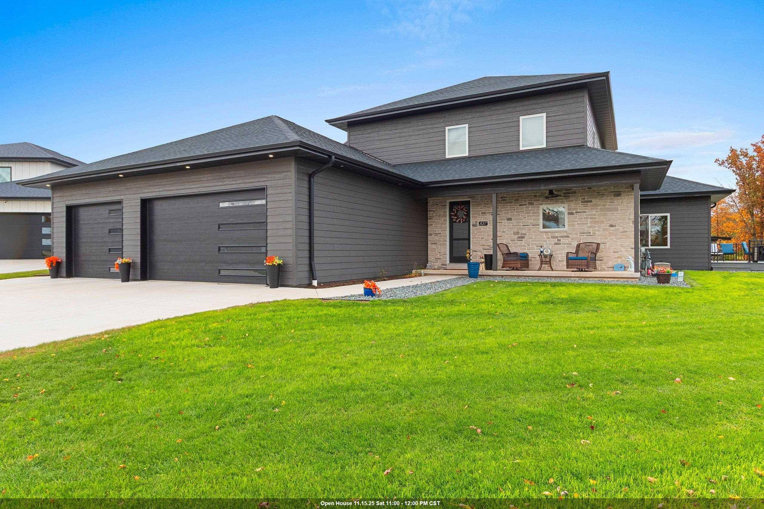 De Pere, WI 54115,837 RIVERS RUN