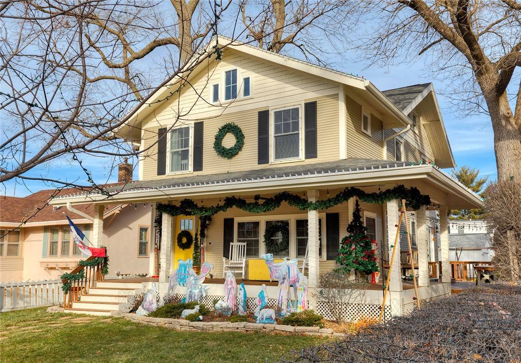 Des Moines, IA 50312,4511 Waveland Court