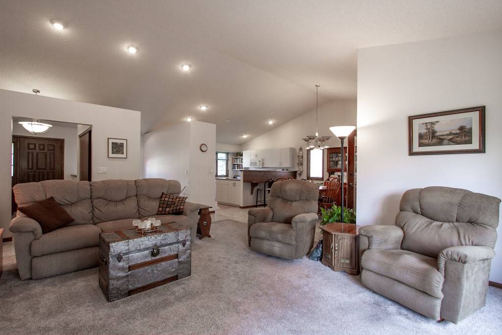Pella, IA 50219,1109 Big Rock Park Road