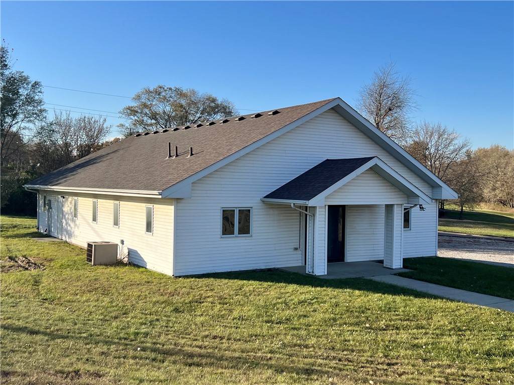 Newton, IA 50208,1805 S 8th Avenue E