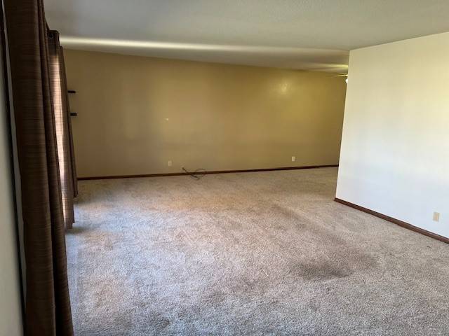 Newton, IA 50208,2905 S 3rd Avenue E