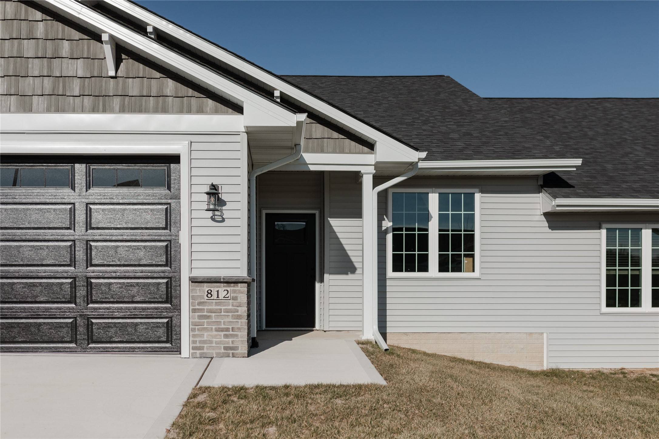 Indianola, IA 50125,812 Trail Ridge Road