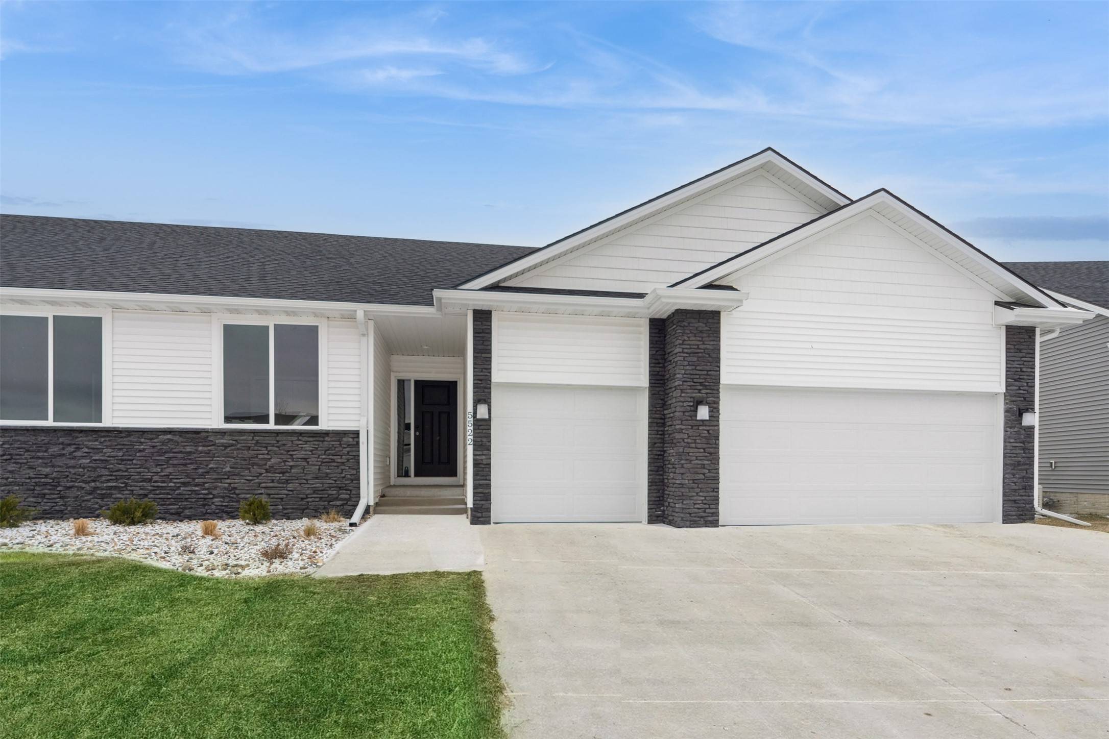 Ankeny, IA 50021,5522 NE Creek Ridge Drive