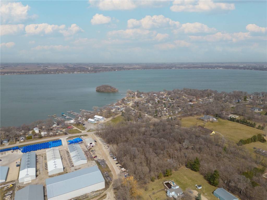 Clear Lake, IA 50428,S Shore Drive