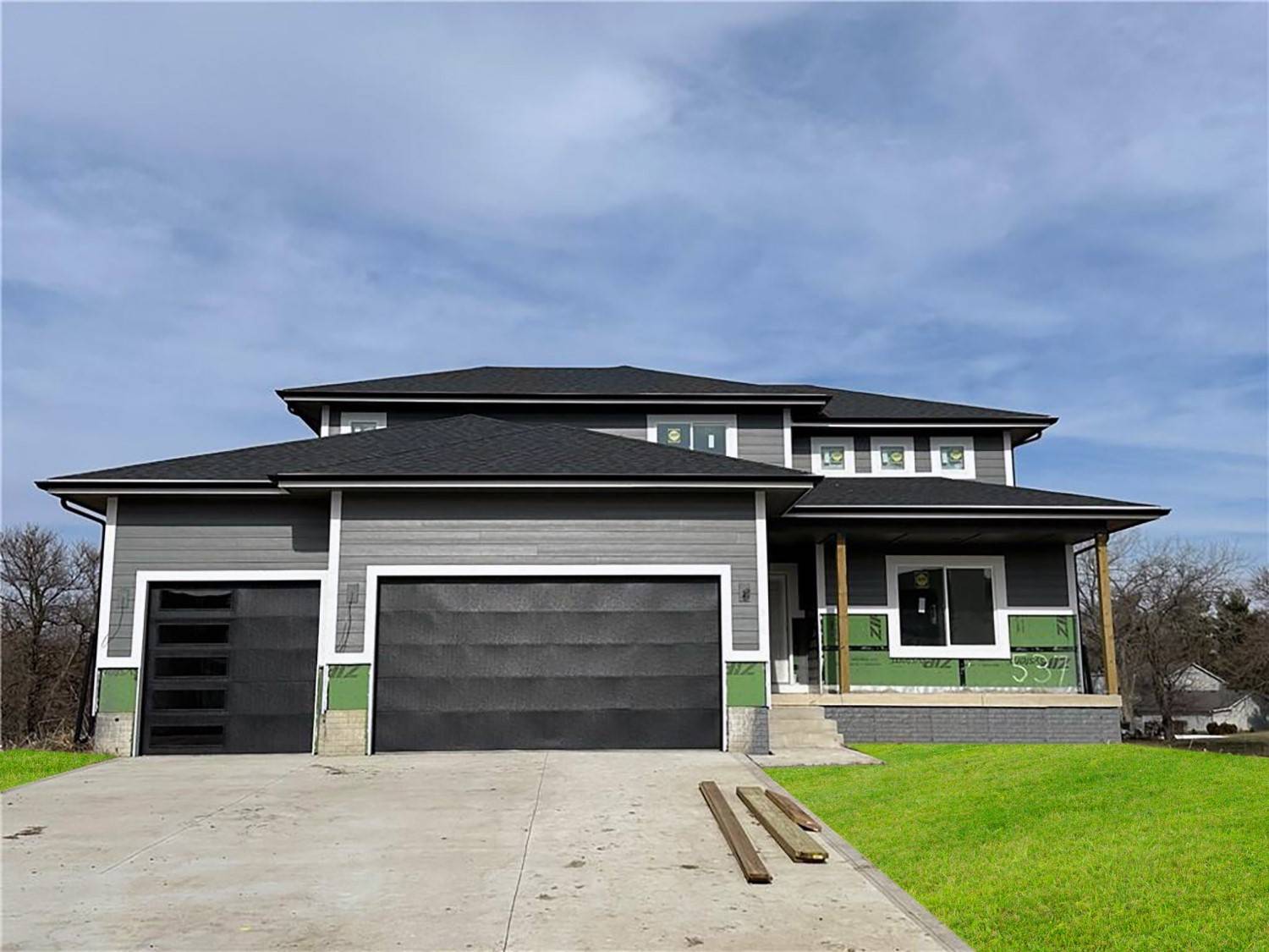 West Des Moines, IA 50265,537 SE Walnut Woods Drive