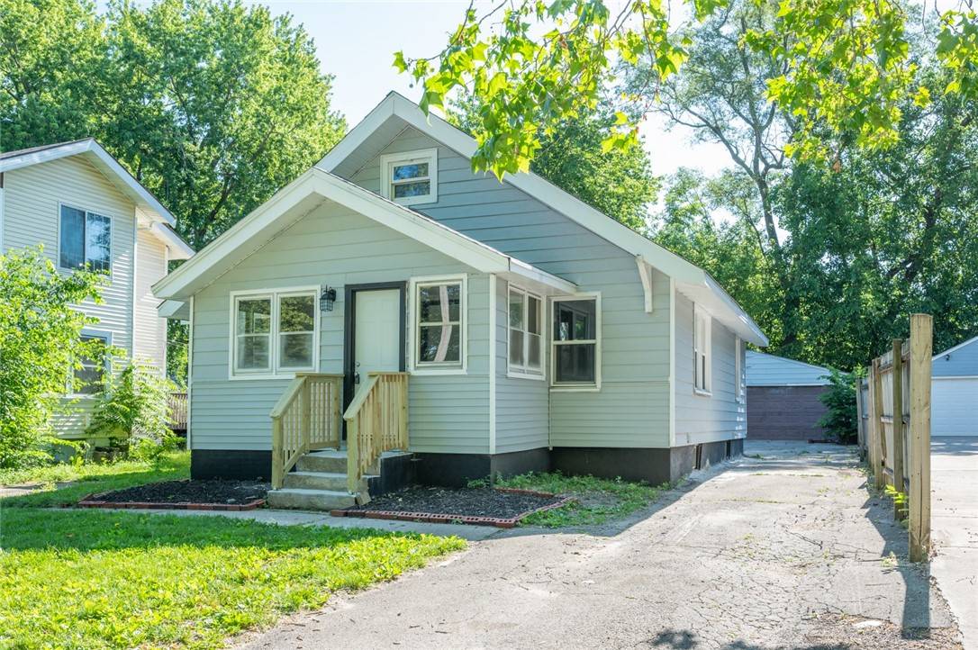 Des Moines, IA 50316,1613 York Street