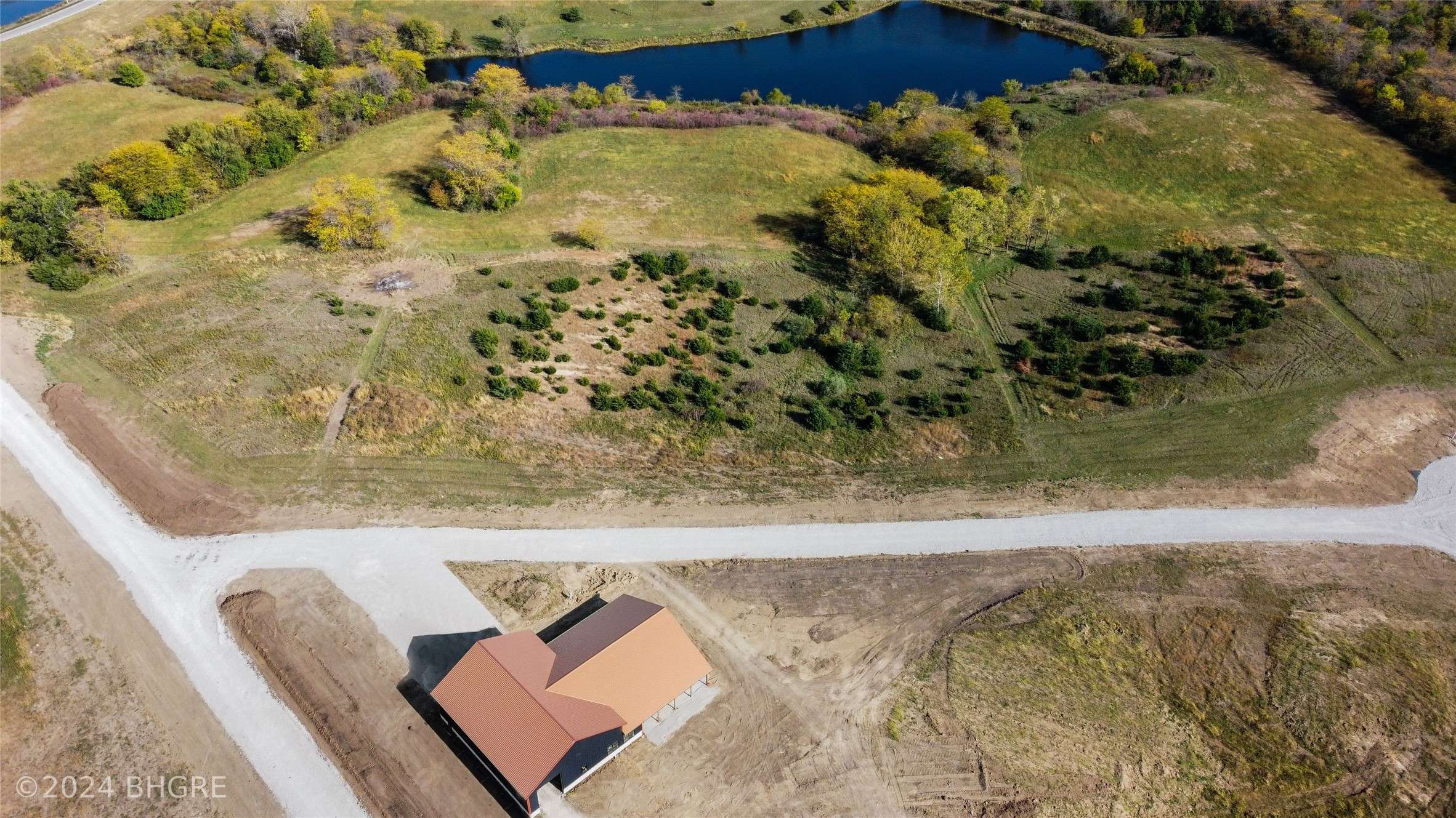 Moravia, IA 52571,376 Lake Drive