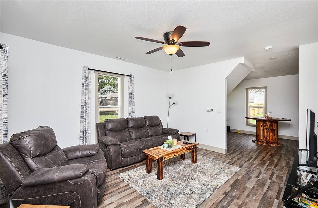 Patterson, IA 50218,551 Long Street