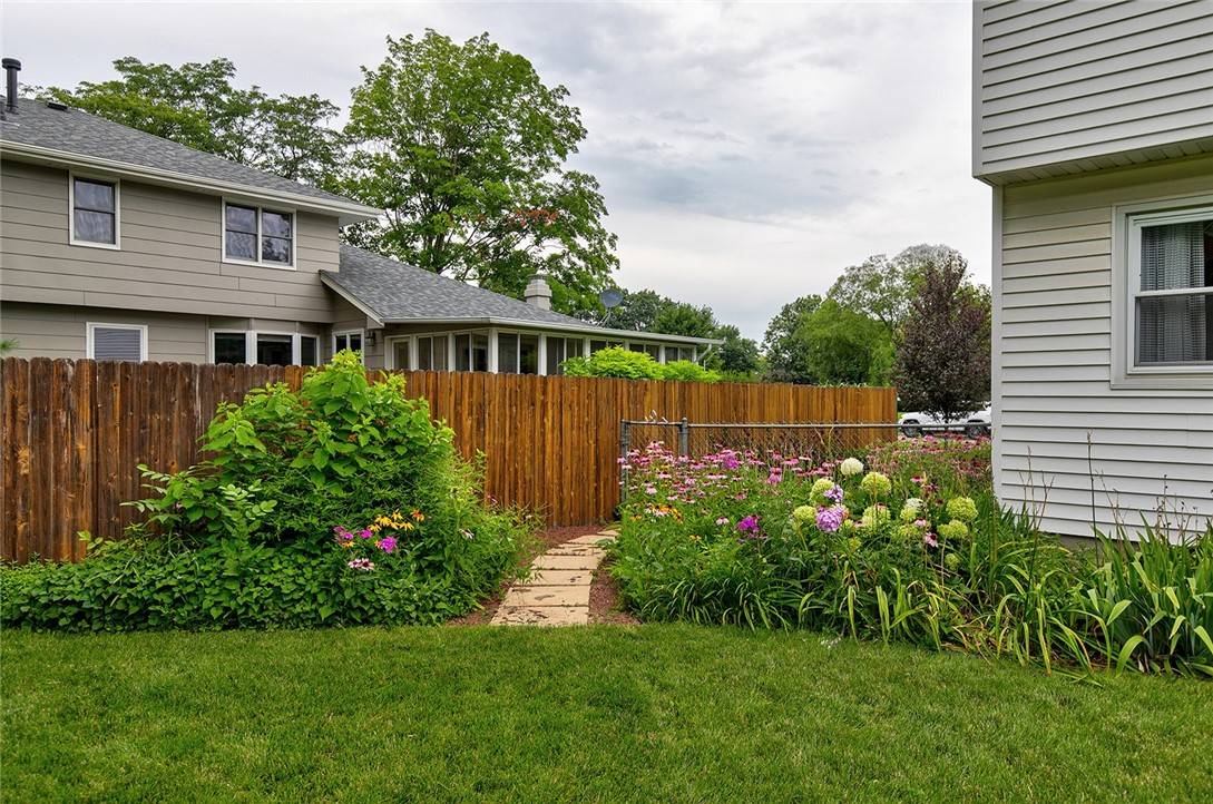 Urbandale, IA 50322,7312 Townsend Avenue