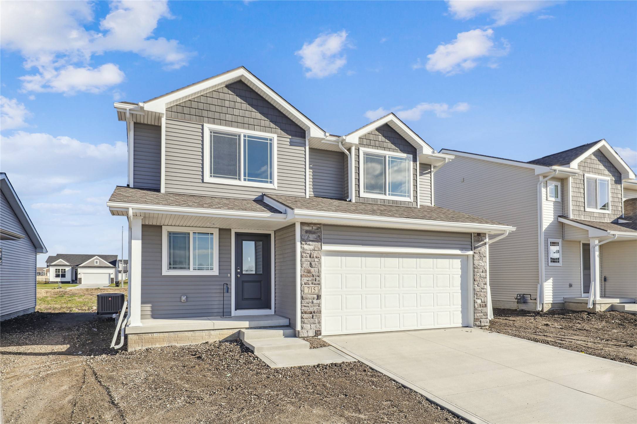 Ankeny, IA 50021,715 NE Meadow Landing Drive