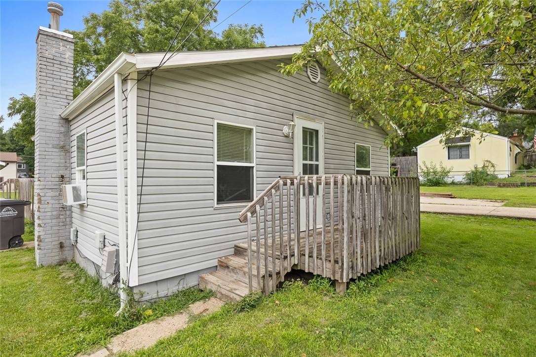 Des Moines, IA 50315,1121 Johnson Street