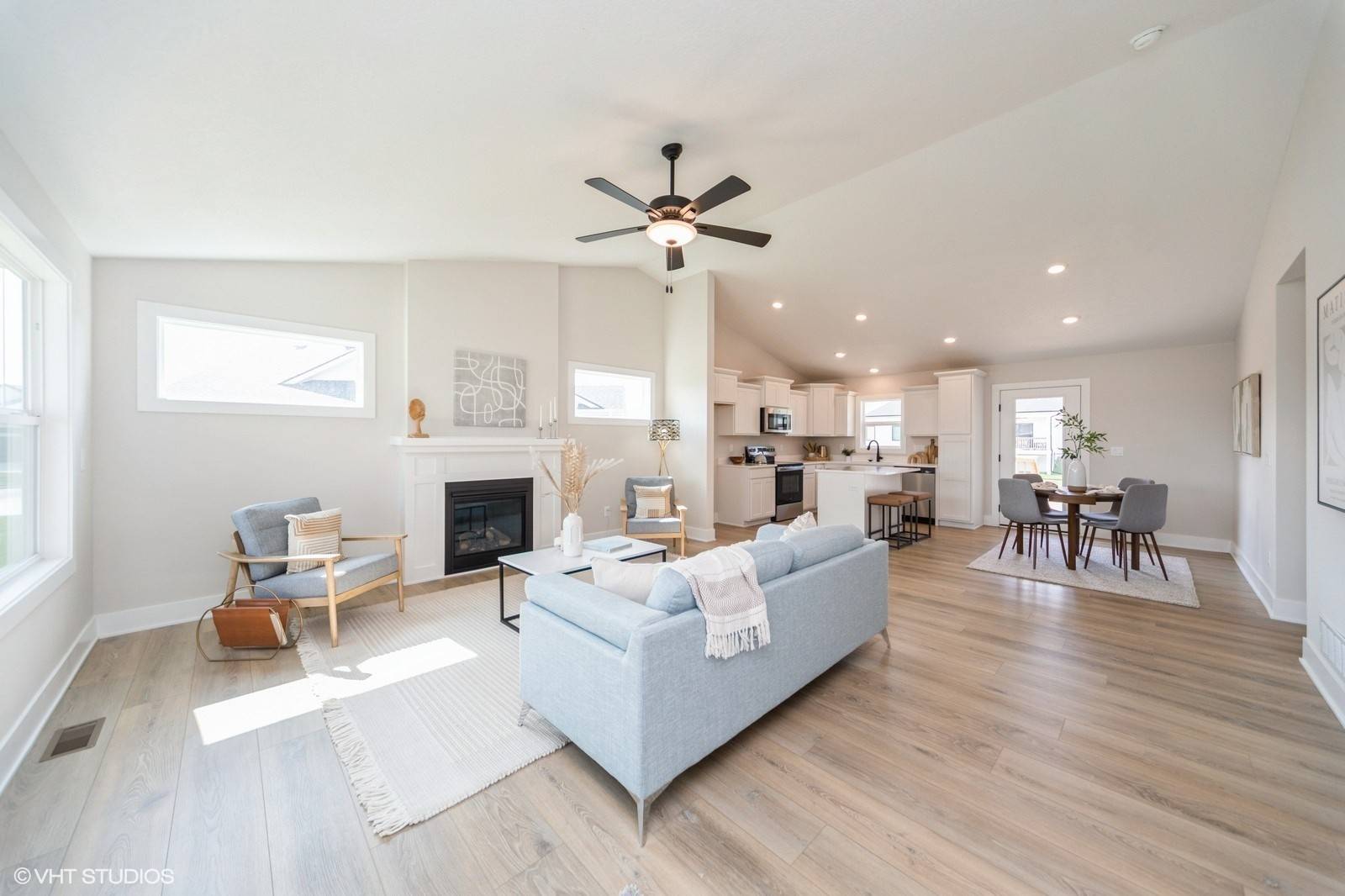 Ankeny, IA 50023,3509 NW 28th Street