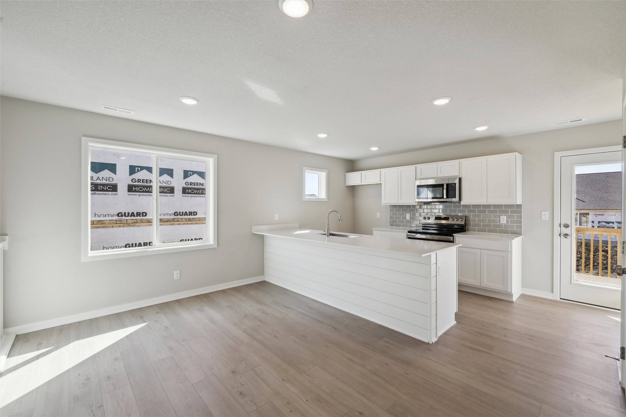 Ankeny, IA 50021,4403 NW 17th Street