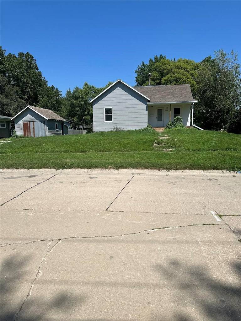 Eldora, IA 50627,1510 16th Avenue