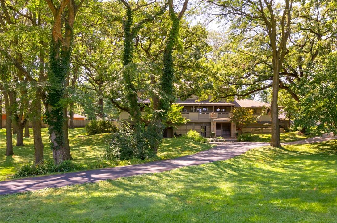 West Des Moines, IA 50265,1101 S 45th Court