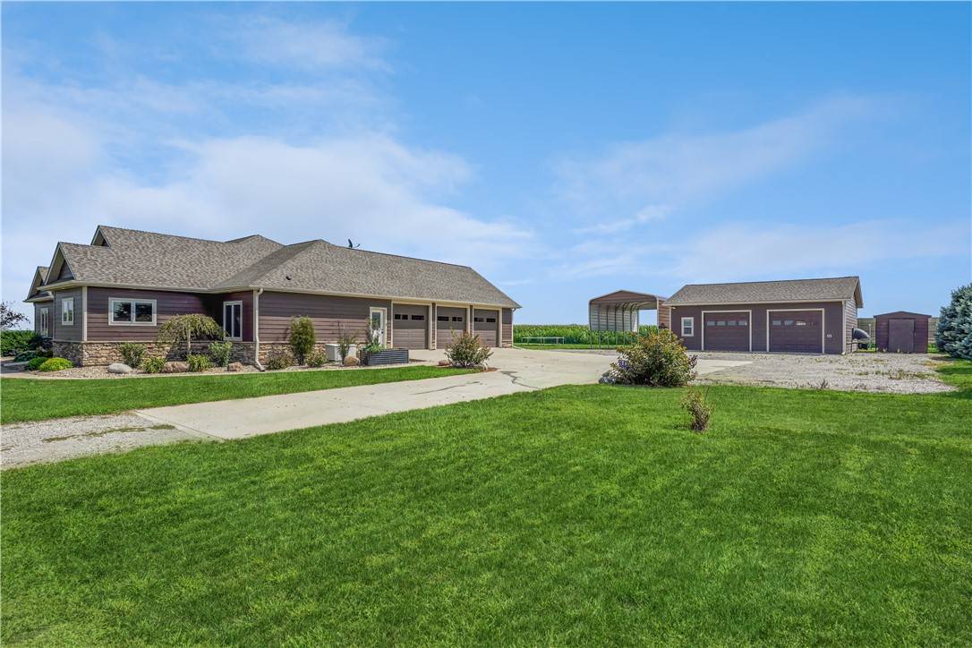 Baxter, IA 50028,5223 N 95th Avenue W