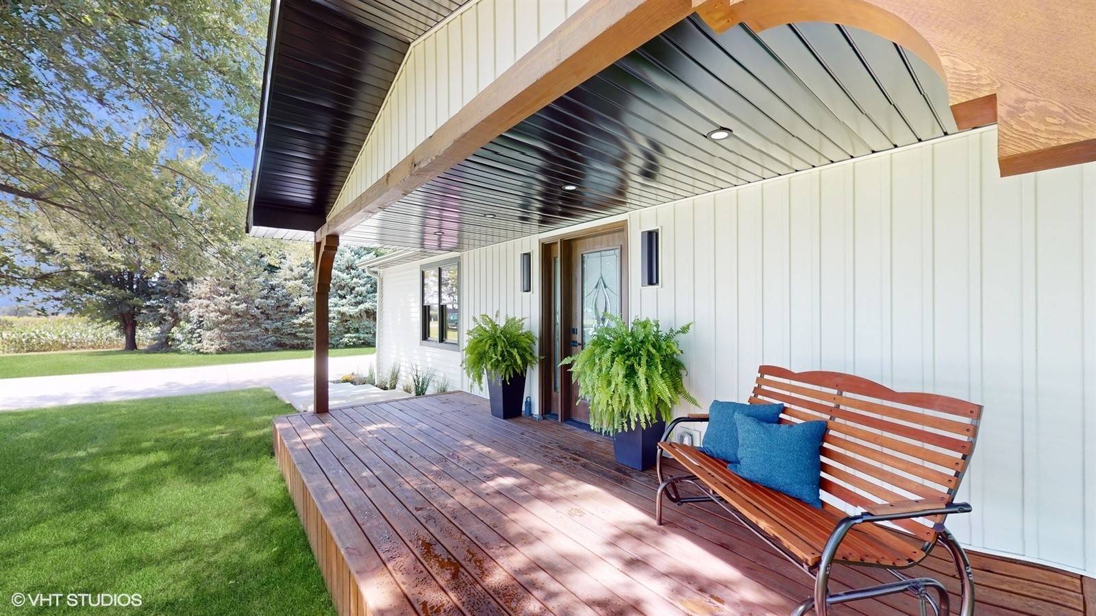 Newton, IA 50208,1016 S 52nd Avenue E