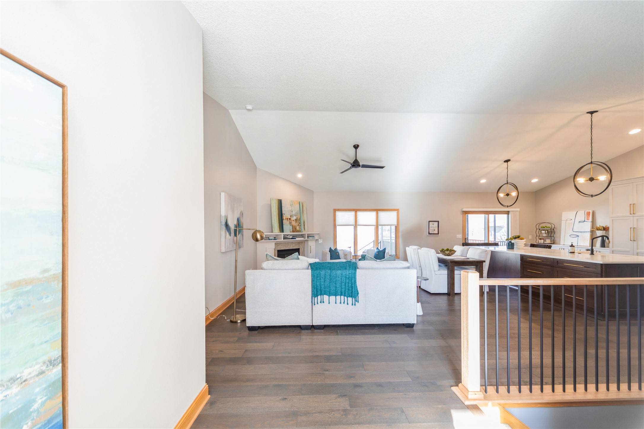 Urbandale, IA 50323,14219 Maple Drive