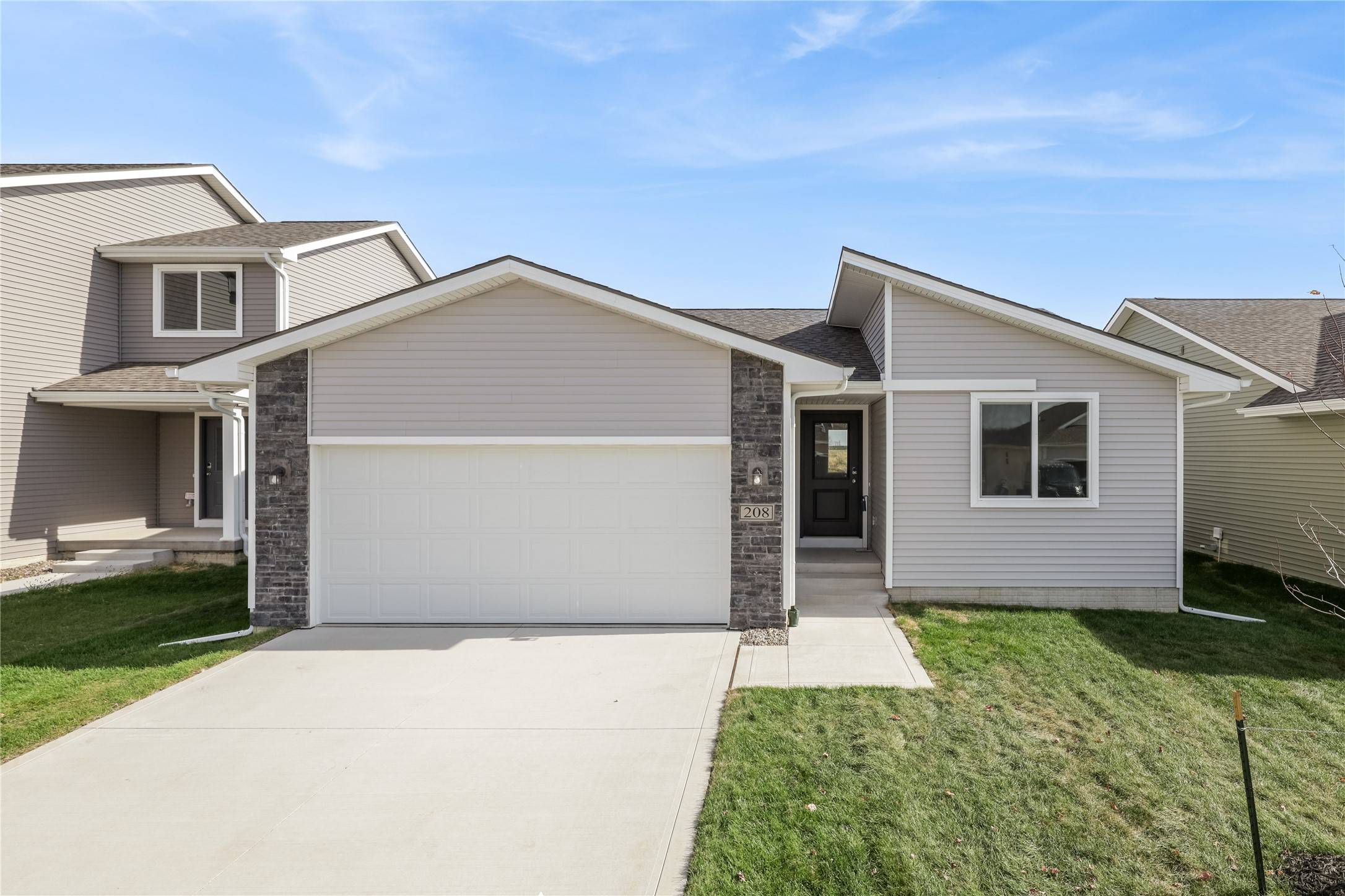 Norwalk, IA 50211,208 S Valley View Drive