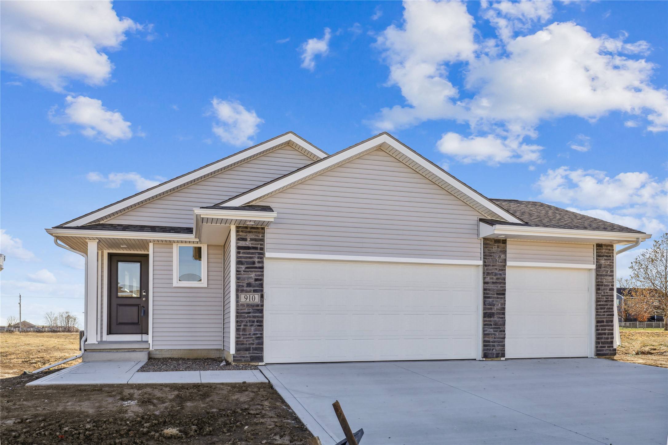 Norwalk, IA 50211,910 Willow Valley Drive