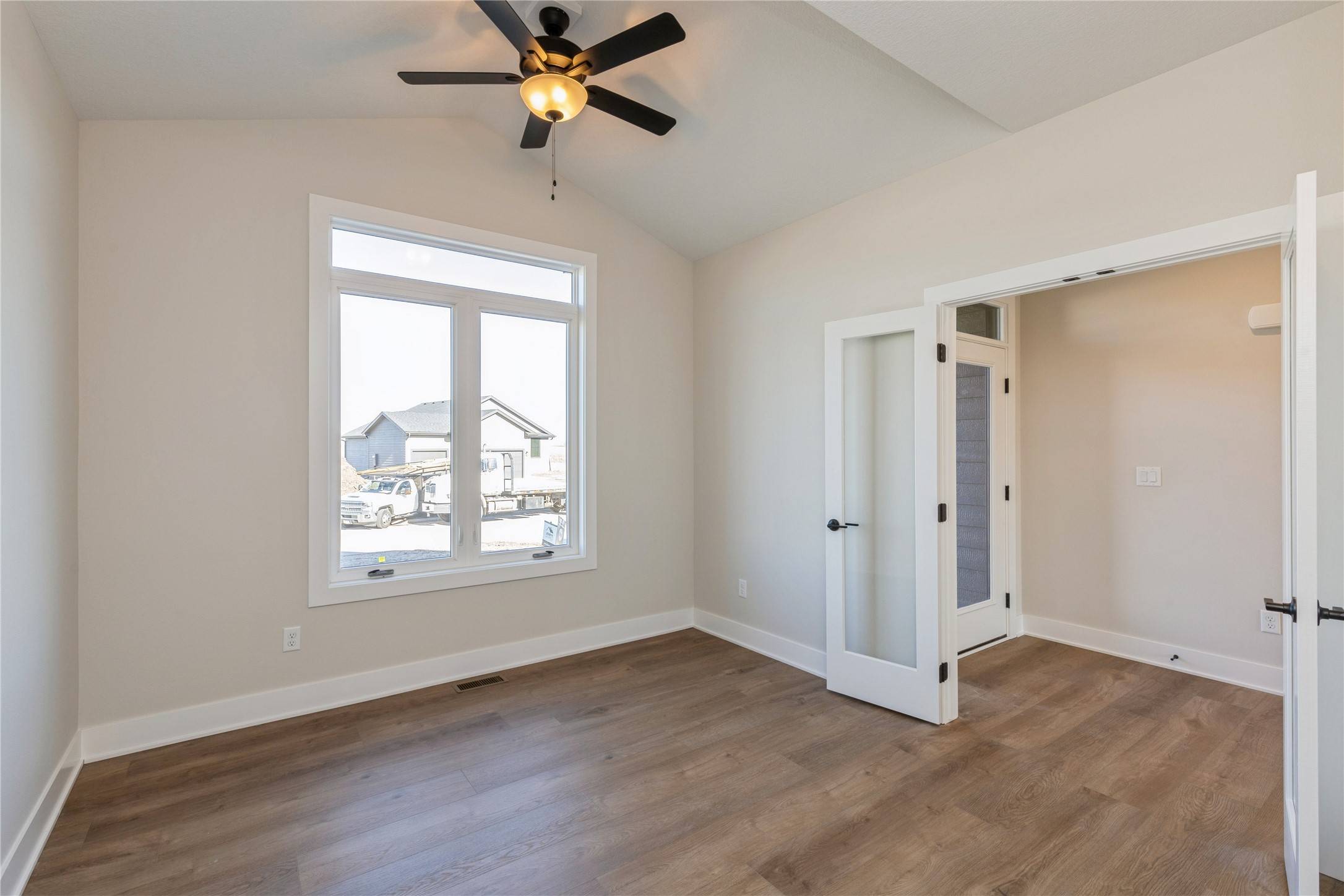 Ankeny, IA 50021,517 NE 58th Street