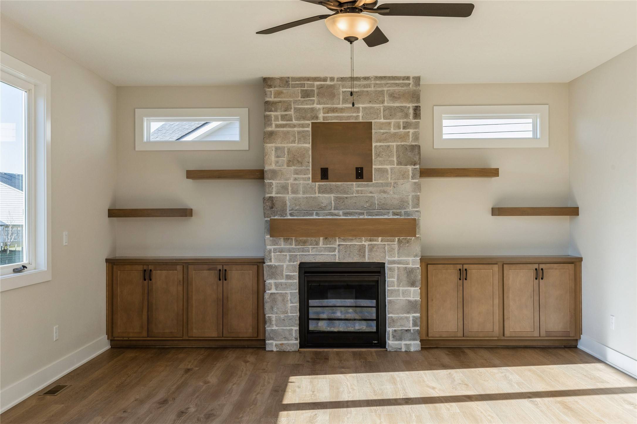 Ankeny, IA 50021,517 NE 58th Street