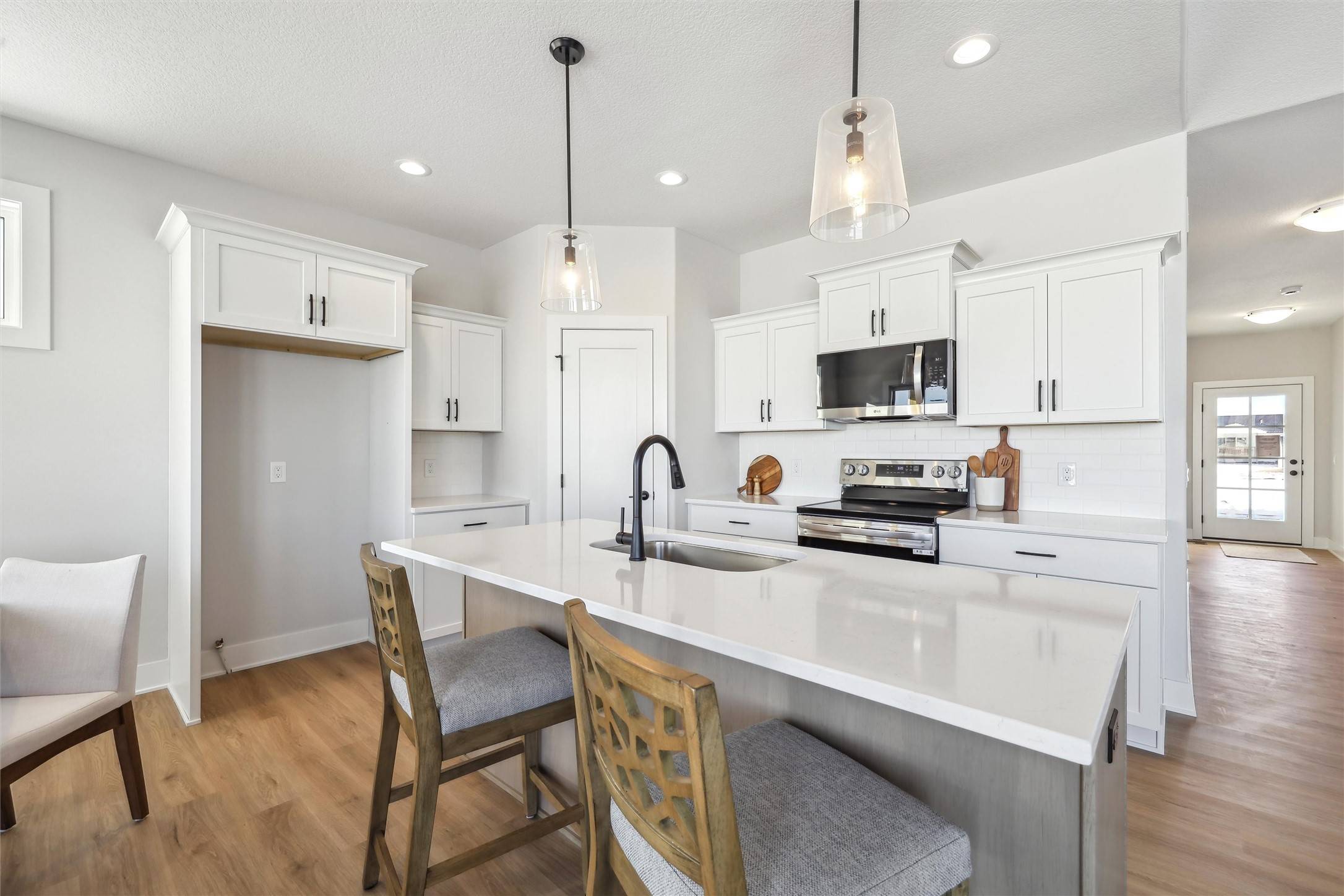 Urbandale, IA 50323,4641 177th Street